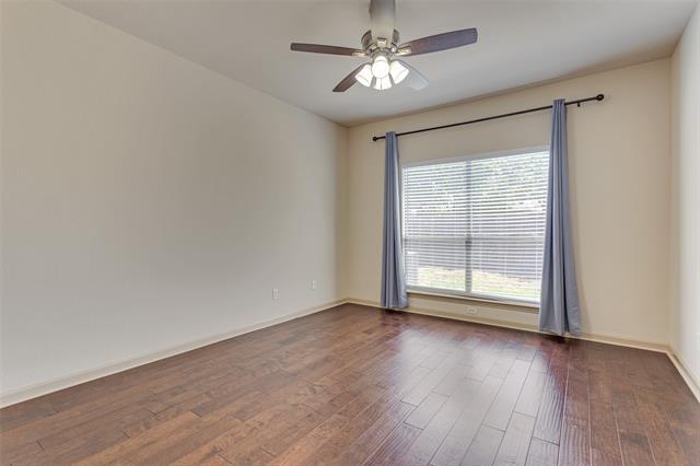 Foto del edificio - 12144 Walden Wood Dr
