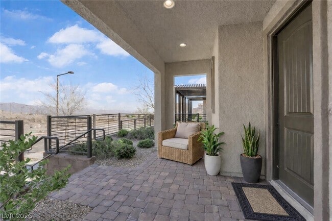 Foto del edificio - 11680 Hamilton Lk Ave