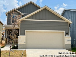 Building Photo - 204 Kinsley Wy
