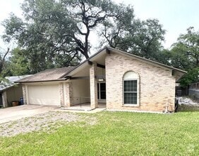 Building Photo - 2514 Redleaf Ln