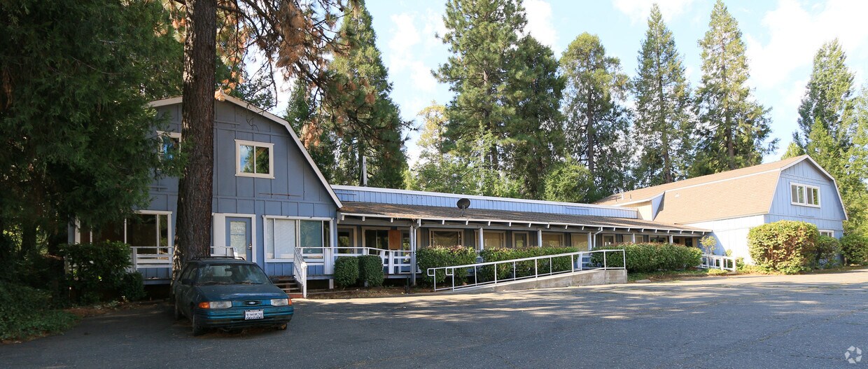 Building Photo - 3200 Highway 50