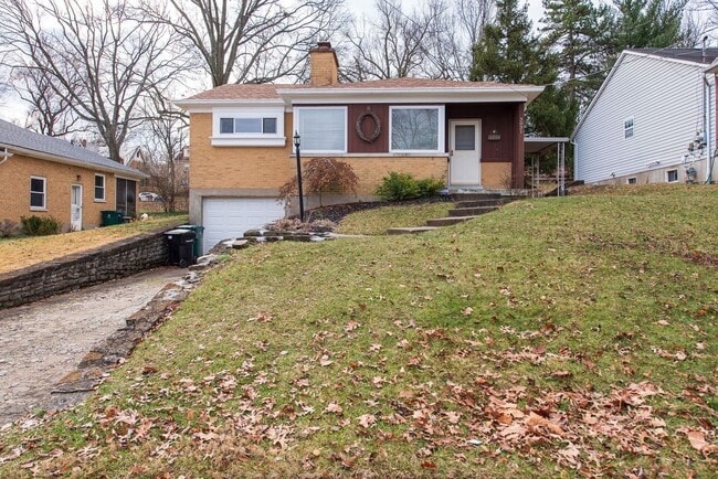 Photo - WESTWOOD-2 BEDROOM 1.5 BATH RANCH W/ UPDATES House