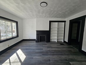Building Photo - 1711 Mary St
