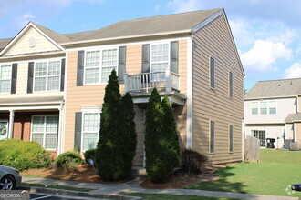 Building Photo - 2756 Deerwood Ln