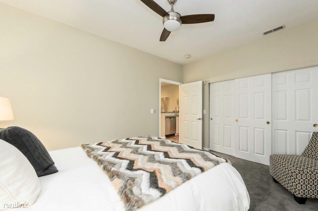 Building Photo - 1 br, 2 bath Condo - 23 Victorian Gate Way
