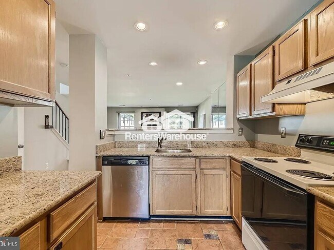 Foto del edificio - 1440 Flatwood Ct