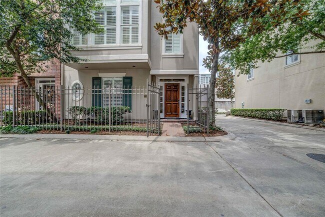 Foto del edificio - 2230 Bancroft Ln