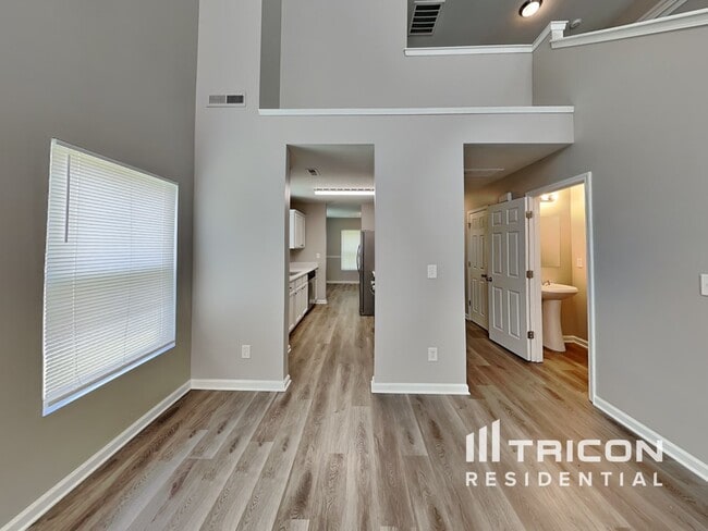 Building Photo - 1782 Red Bird Cir SE