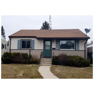 Front - 291 E 18th St