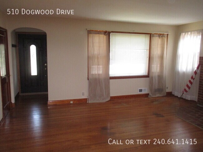 Foto del edificio - 510 Dogwood Dr