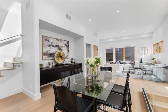 Building Photo - 1035 N Vista St