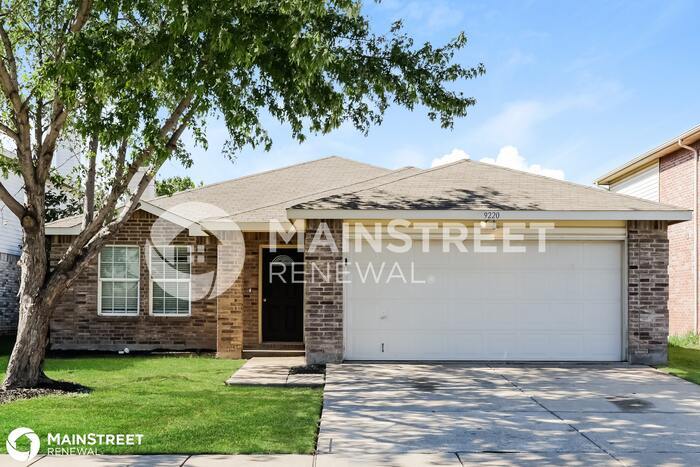 Primary Photo - 9220 Cheswick Dr, Fort Worth, TX 76123