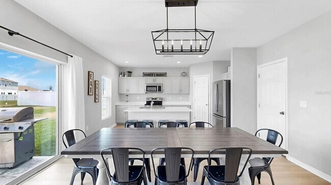 Foto del edificio - Spacious 5bed - With Amenities!