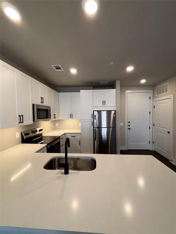 Foto del edificio - 111 Town Pl