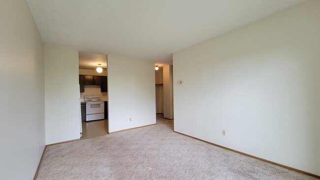 Building Photo - 10327-10107 107 Ave