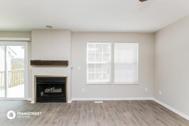 Building Photo - 6732 Water Lilly Way