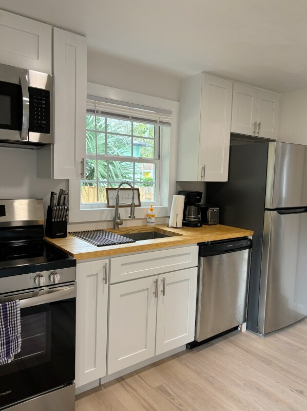 Foto del edificio - 637 E 35th St