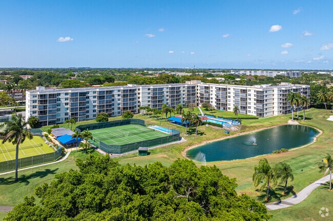 Hollybrook Golf and Tennis Club