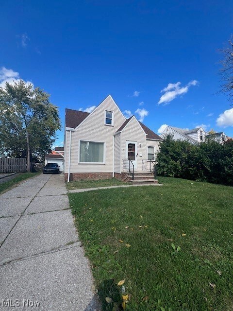 10613 Vernon Ave Garfield Heights, OH 44125 – photo 4