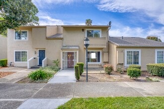 Building Photo - 4252 Comet Cir