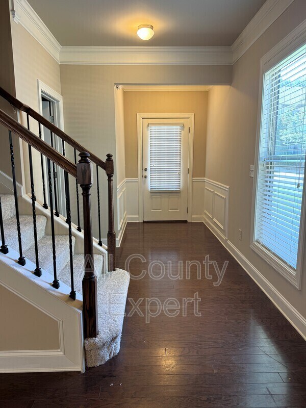 Foto del edificio - 1065 Township Cir