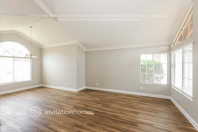 Foto del edificio - 27451 Echo Canyon Ct