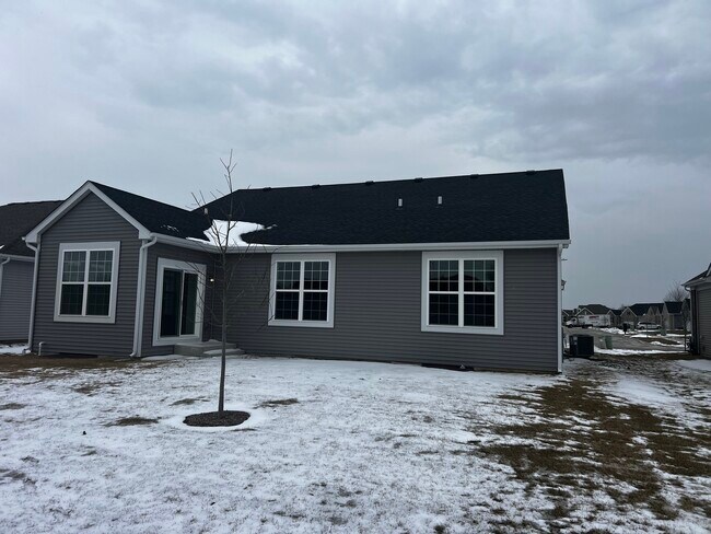 Foto del edificio - 14913 Dyer Ln