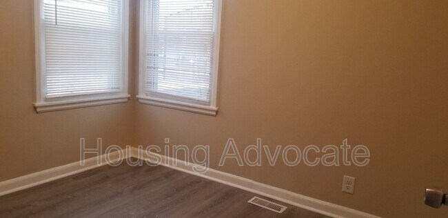 Foto del edificio - 2442 N 53rd St