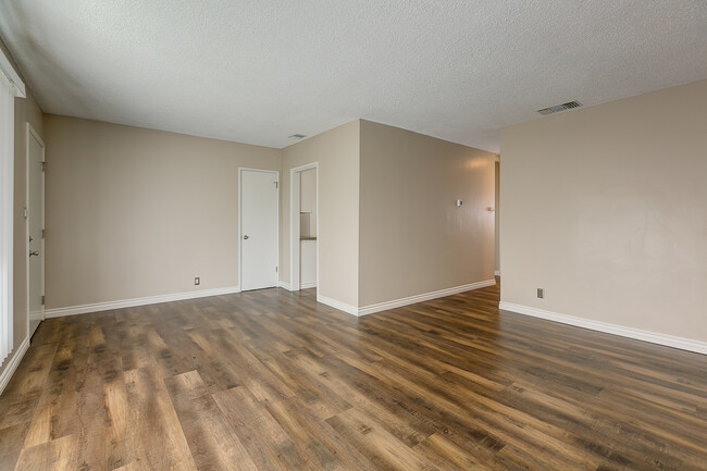 sala de estar 1 - 148 Catalina Ave