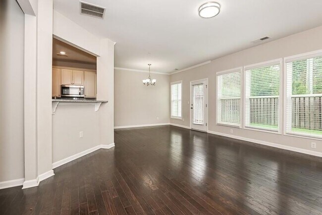 Foto del edificio - 1216 Foxcroft Ln