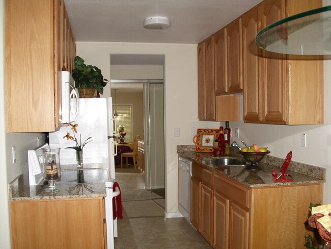 Building Photo - 155 Sharene Ln