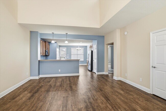 Foto del edificio - 3105 Mist Flower Rd