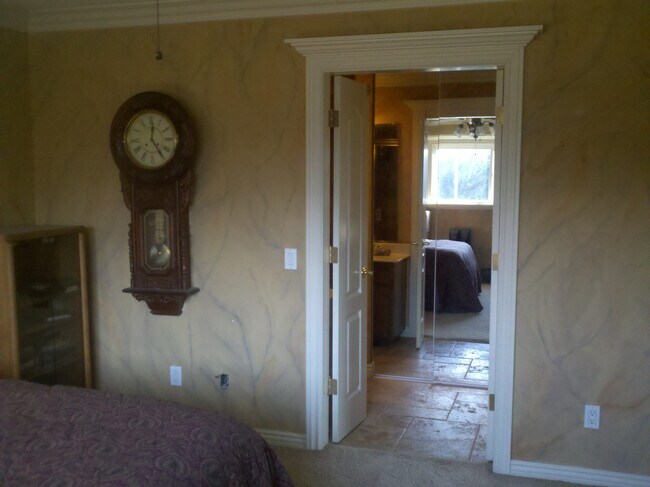 Foto del edificio - 6619 Kerry Ln