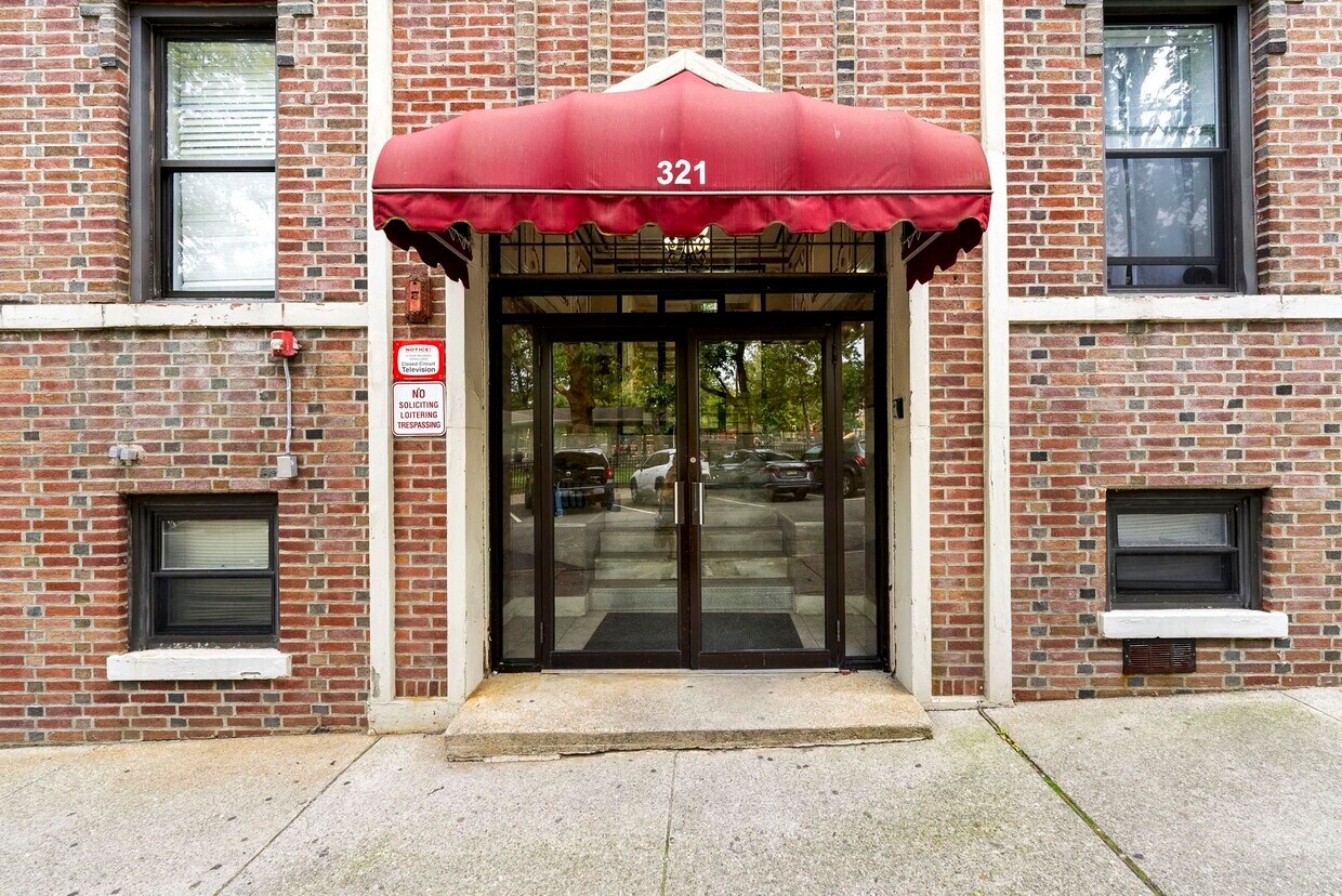 321 79th St Unit 26, North Bergen, NJ 07047 Condo for Rent in North