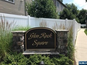 Building Photo - 1 Glen Rock Square