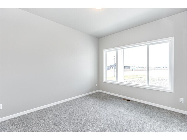 Foto del edificio - 4743 32nd St S