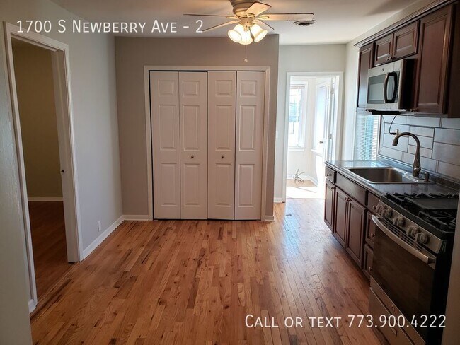 Foto del edificio - 1700 S Newberry Ave