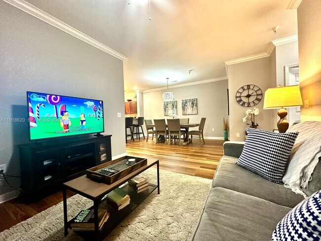 Foto del edificio - 1301 Tuscan Terrace