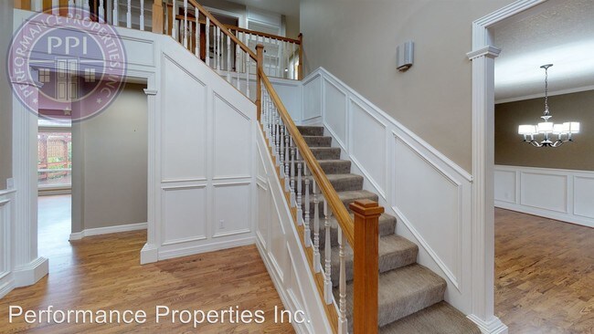 Building Photo - 14060 SW Steeplechase Ct