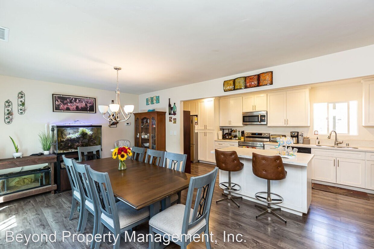 Primary Photo - 3 br, 2 bath House - 3635 Bangerter Ct.