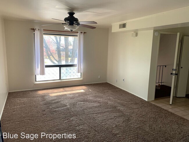 Building Photo - 2 br, 1 bath House - 310 Saybrook Ln - Uni...