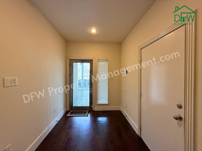 Building Photo - Modern 4-Story Condo in the Heart of Deep Ellum with Rooftop Deck & 2-Car Garage