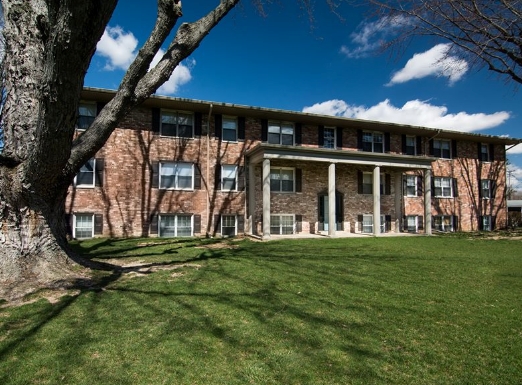 Primary Photo - Concorde Village Apartments