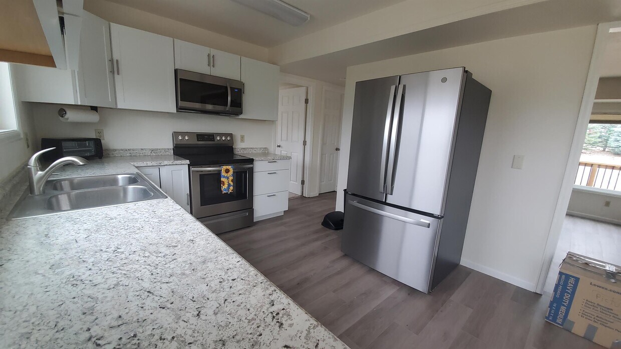 Foto principal - 1400 Sage Ridge Rd