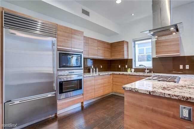 Foto del edificio - 3 br, 3 bath Condo - 3119 Via Dolce Apt 304