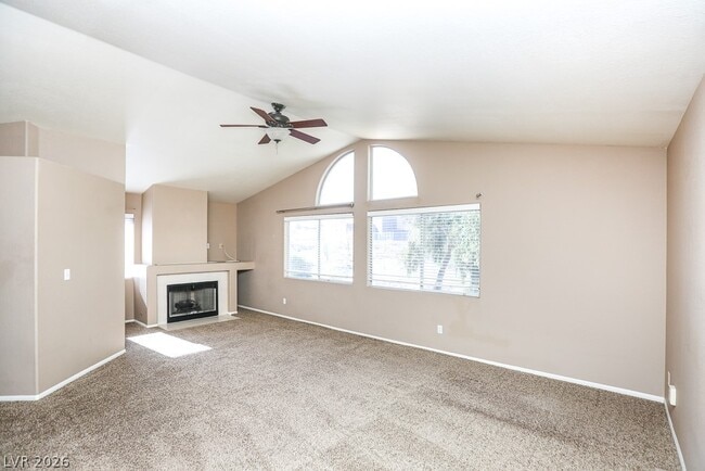 Building Photo - 161 Kachina Dr