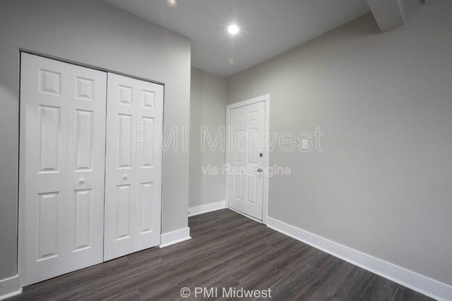 Building Photo - 2060 N Delaware St