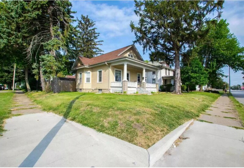 Primary Photo - 1534 38th St