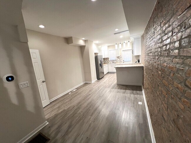 Foto del edificio - 519 E 28th St