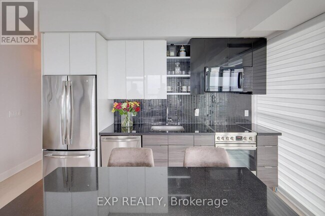 Building Photo - 33-3133 Shore Breeze Dr